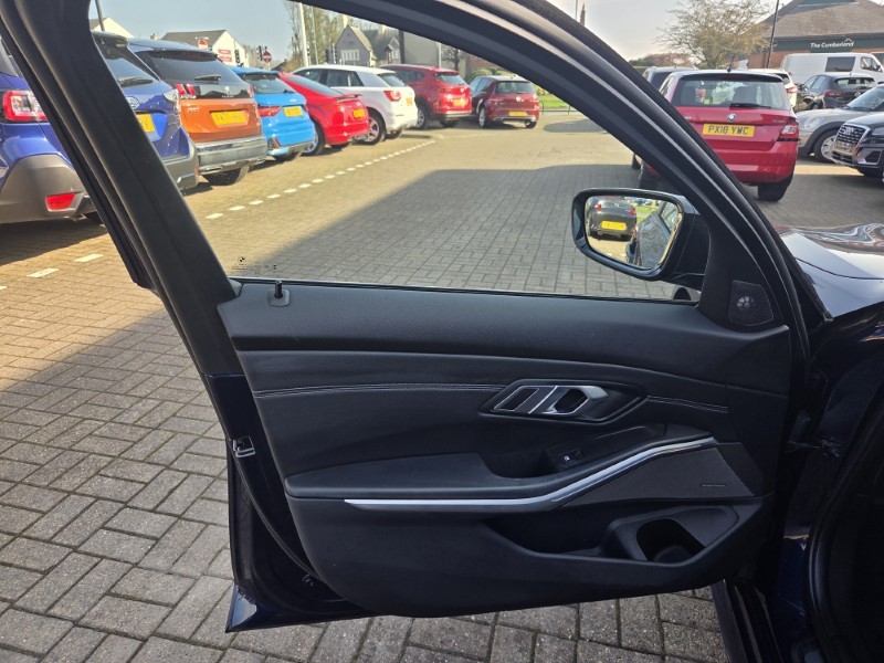 Used BMW 3 Series 2019 for sale - 77762978: Photo 20