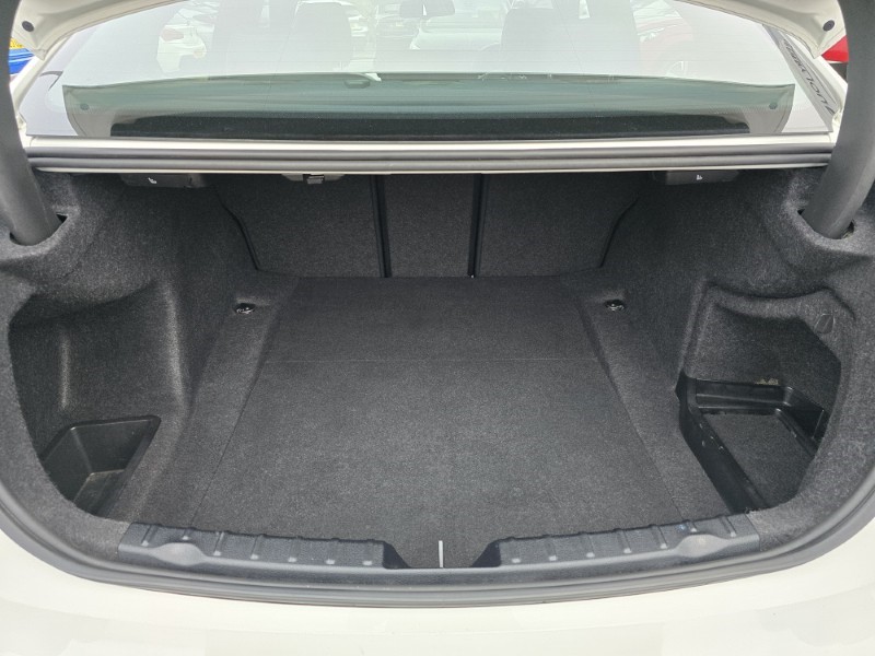 Used BMW 3 Series 2018 for sale - 77069028: Photo 18