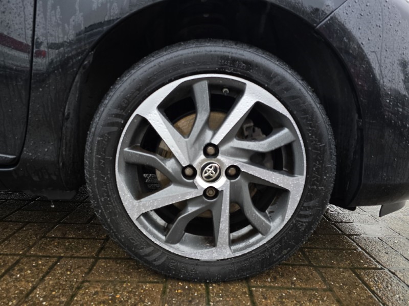 Used Toyota Yaris 2020 for sale - 76981128: Photo 10