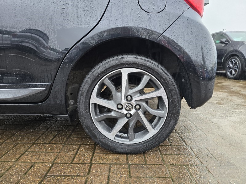 Used Toyota Yaris 2020 for sale - 76981128: Photo 18