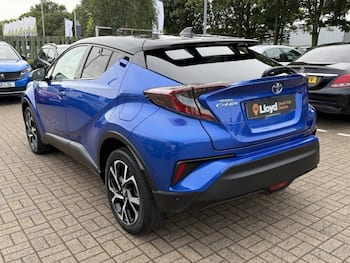 Used Toyota C-HR 2017 for sale - 79802163: Photo
