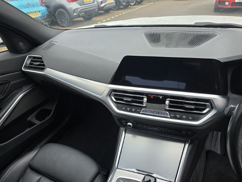 Used BMW 3 Series 2019 for sale - 77687511: Photo 35