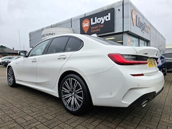 Used BMW 3 Series 2019 for sale - 77687511: Photo