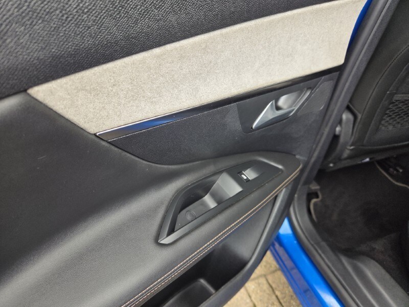 Used Peugeot 3008 2021 for sale - 77830050: Photo 23