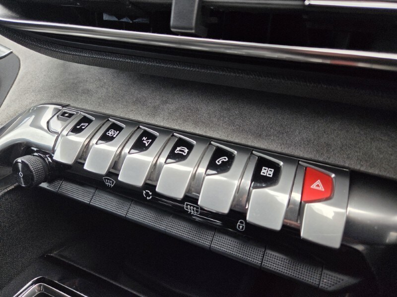 Used Peugeot 3008 2021 for sale - 77830050: Photo 40