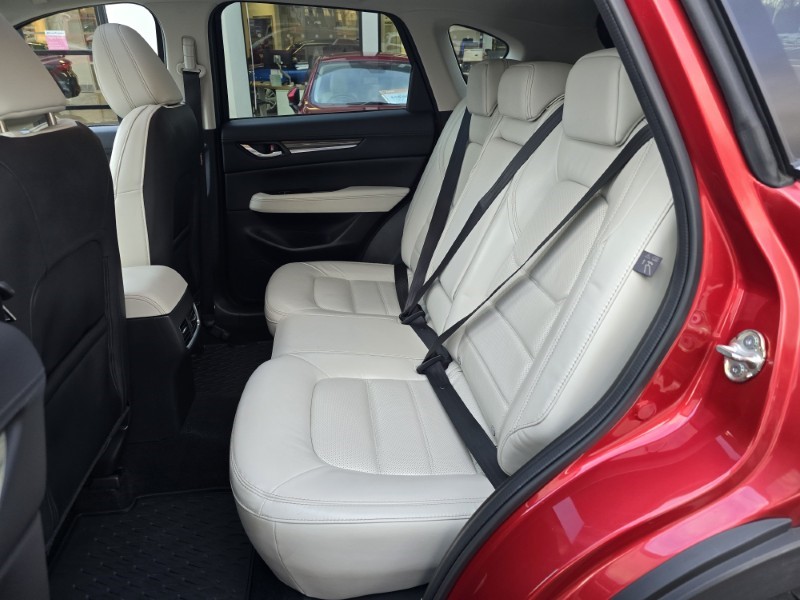 Used Mazda CX-5 2017 for sale - 76982438: Photo 5