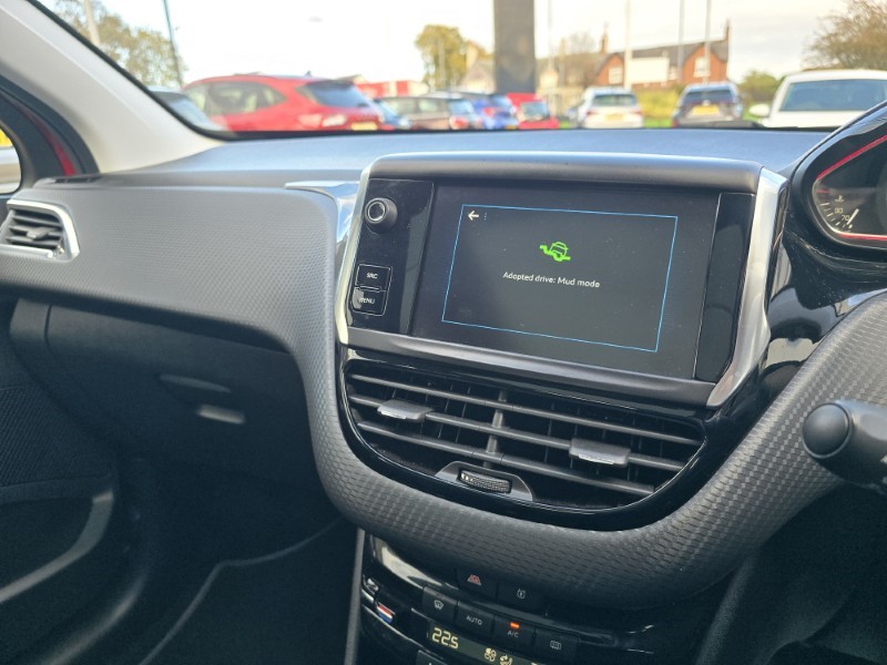 Used Peugeot 2008 2019 for sale - 77296716: Photo 48