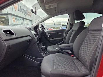 Used Volkswagen Polo 2016 for sale - 78941769: Photo