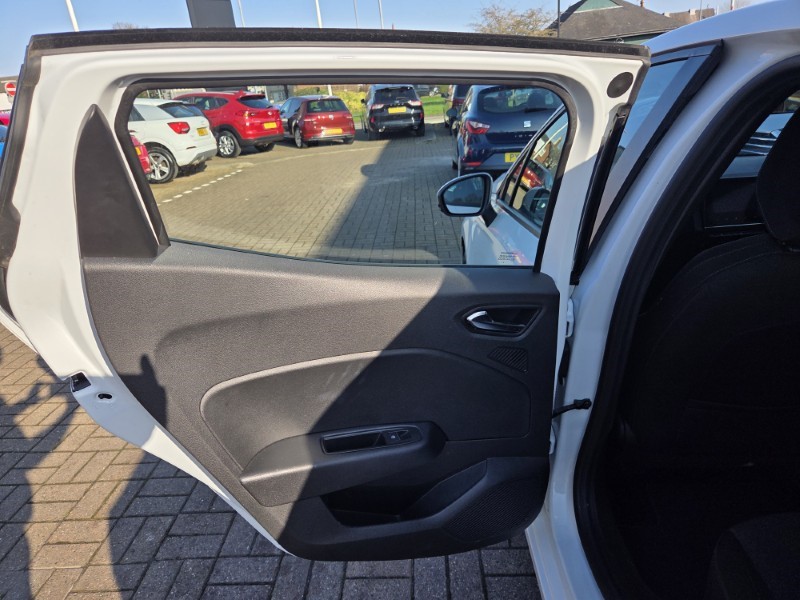 Used Renault Clio 2021 for sale - 78144760: Photo 19