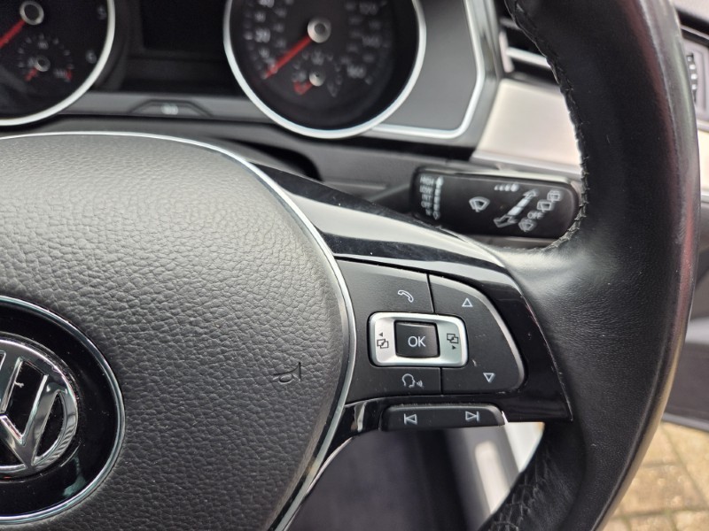 Used Volkswagen Passat 2016 for sale - 77803964: Photo 33