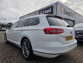 Used Volkswagen Passat 2016 for sale - 77803964: Photo