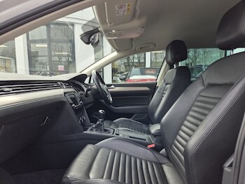 Used Volkswagen Passat 2016 for sale - 77803964: Photo