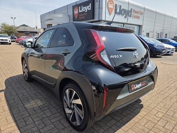 Used Toyota Aygo X 2023 for sale - 79232150: Photo