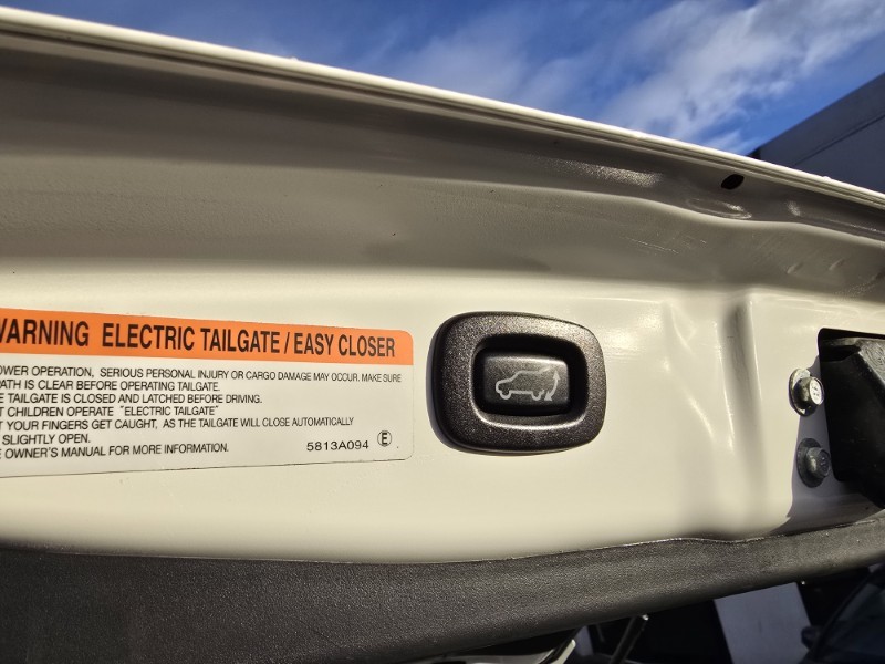 Used Mitsubishi Outlander 2018 for sale - 76981759: Photo 18