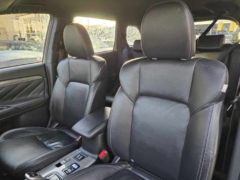 Used Mitsubishi Outlander 2018 for sale - 76981759: Photo 26