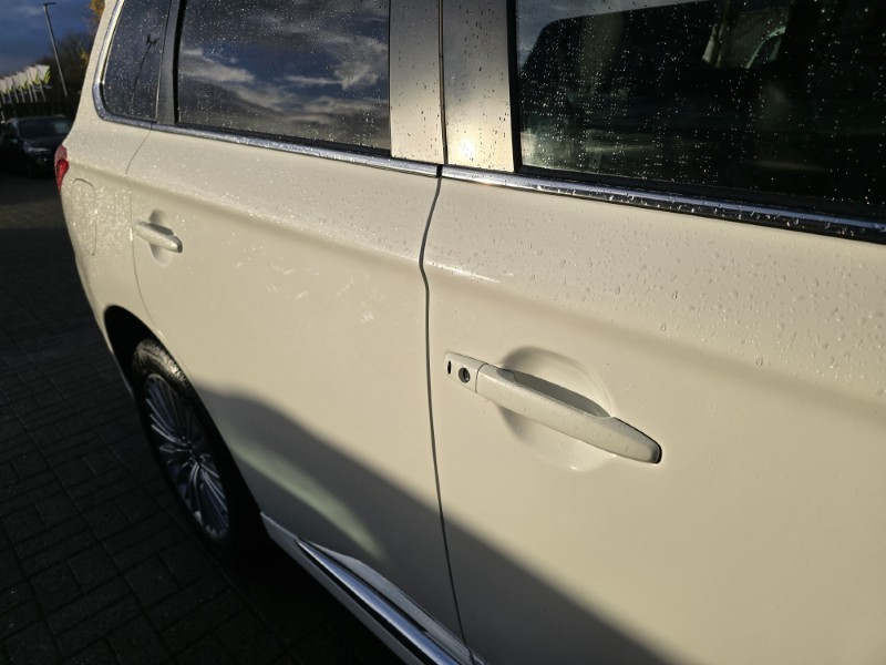 Used Mitsubishi Outlander 2018 for sale - 76981759: Photo 27