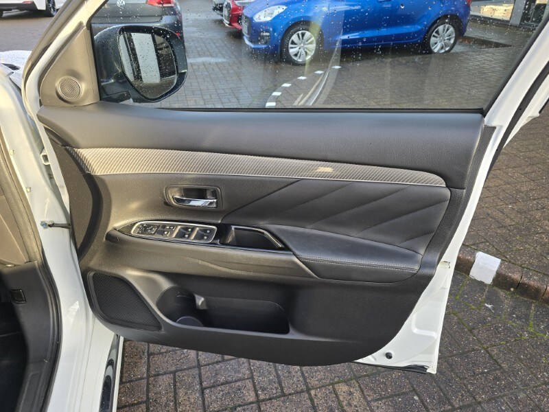 Used Mitsubishi Outlander 2018 for sale - 76981759: Photo 28