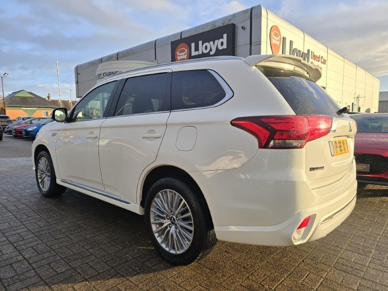 Used Mitsubishi Outlander 2018 for sale - 76981759: Photo 3