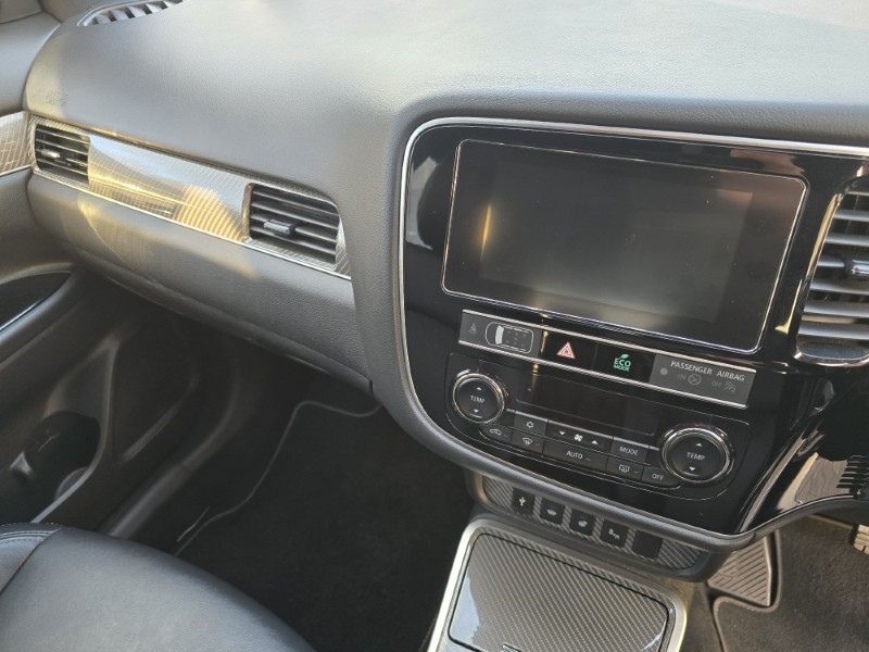 Used Mitsubishi Outlander 2018 for sale - 76981759: Photo 32