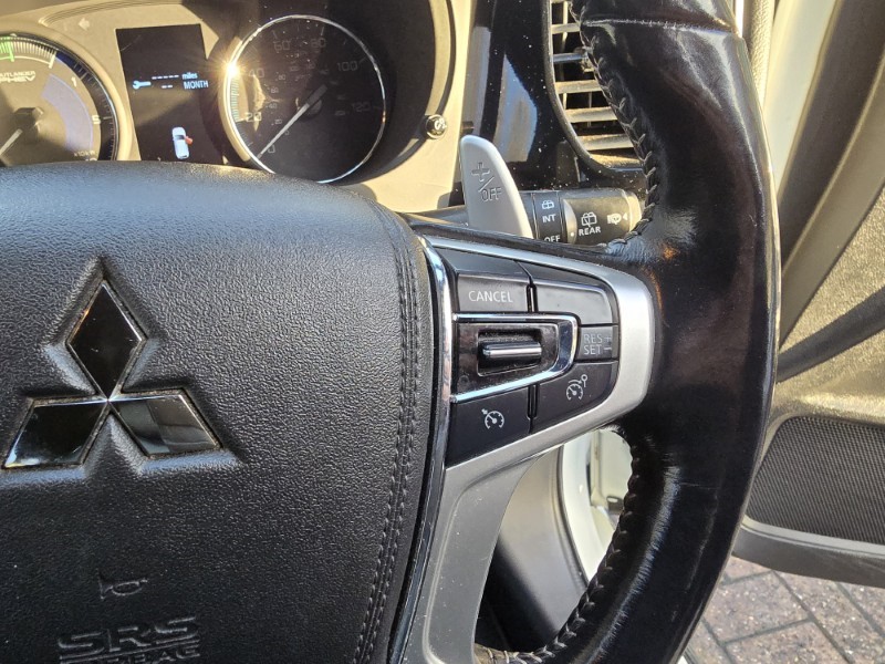 Used Mitsubishi Outlander 2018 for sale - 76981759: Photo 35