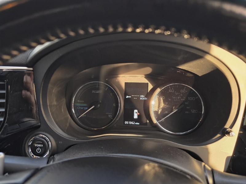 Used Mitsubishi Outlander 2018 for sale - 76981759: Photo 37