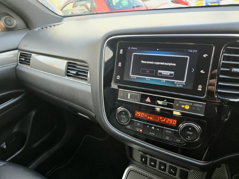 Used Mitsubishi Outlander 2018 for sale - 76981759: Photo 47