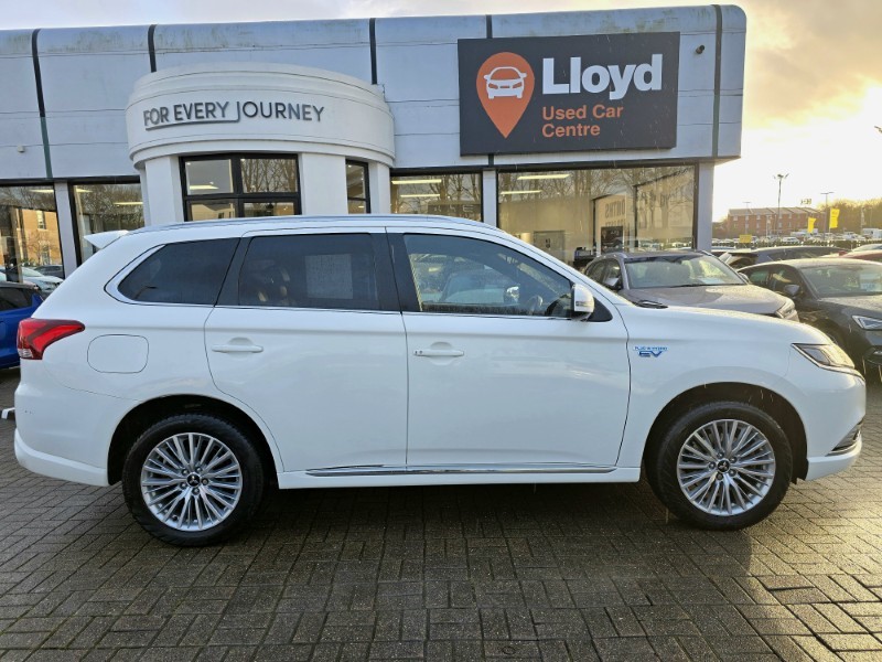Used Mitsubishi Outlander 2018 for sale - 76981759: Photo 6