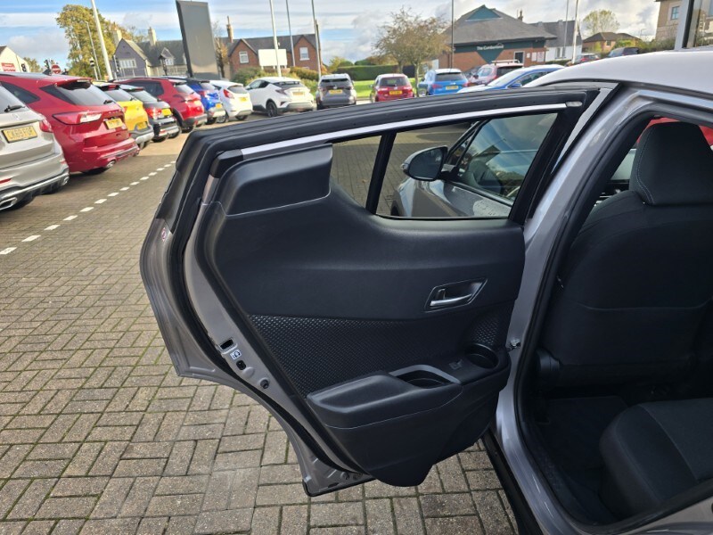 Used Toyota C-HR 2020 for sale - 76981565: Photo 20