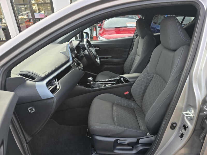 Used Toyota C-HR 2020 for sale - 76981565: Photo 4