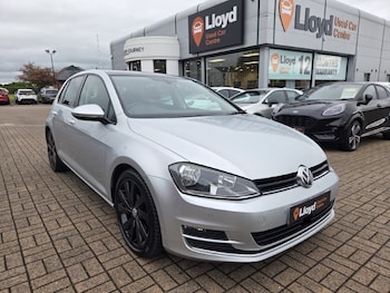 Used Volkswagen Golf 2017 for sale - 78698140: Photo