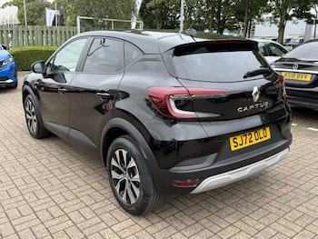 Used Renault Captur 2022 for sale - 79802139: Photo
