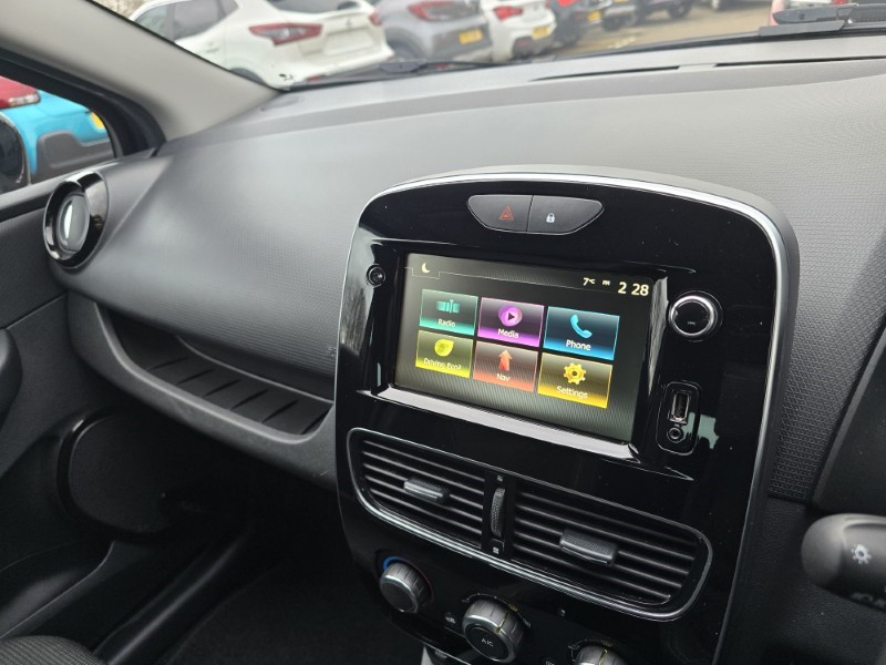 Used Renault Clio 2019 for sale - 77406427: Photo 36