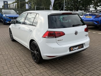 Used Volkswagen Golf 2017 for sale - 79852117: Photo