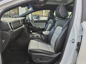 Used Kia Sportage 2017 for sale - 76981795: Photo