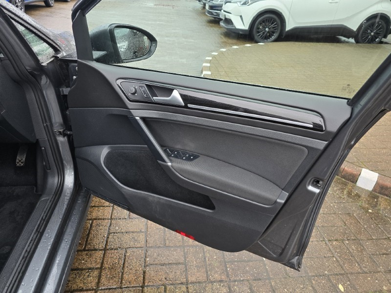 Used Volkswagen Golf 2020 for sale - 76982463: Photo 28