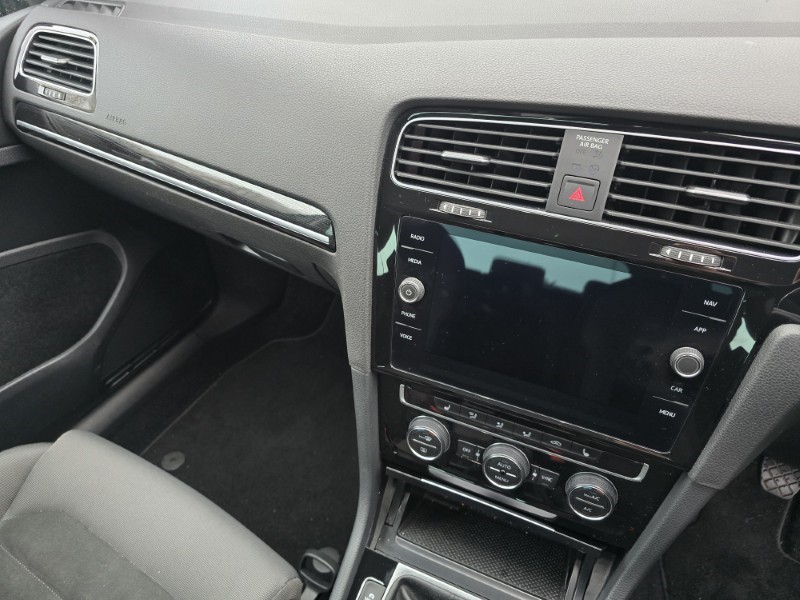 Used Volkswagen Golf 2020 for sale - 76982463: Photo 32