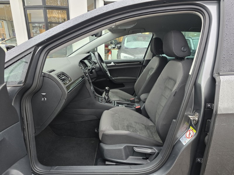 Used Volkswagen Golf 2020 for sale - 76982463: Photo 4