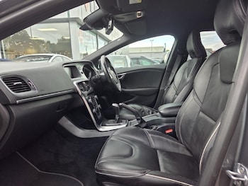 Used Volvo V40 2019 for sale - 78639953: Photo