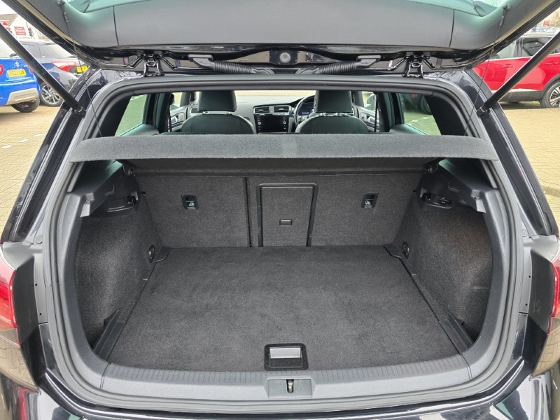 Used Volkswagen Golf 2019 for sale - 77069027: Photo 20