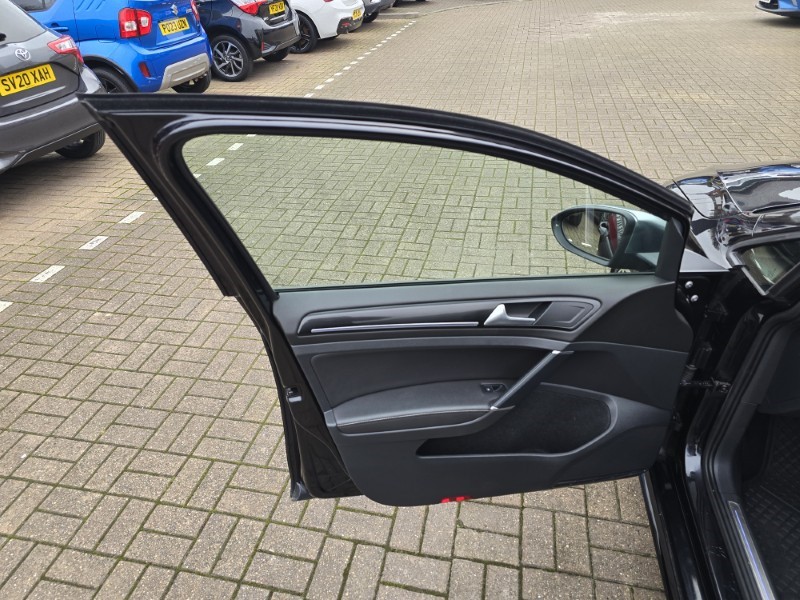 Used Volkswagen Golf 2019 for sale - 77069027: Photo 27