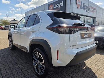 Used Toyota Yaris Cross 2024 for sale - 78508002: Photo