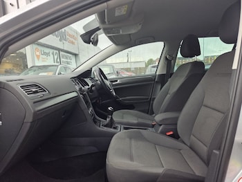 Used Volkswagen Golf 2019 for sale - 78979562: Photo