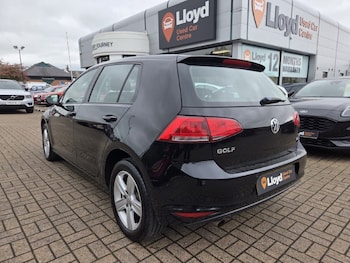 Used Volkswagen Golf 2016 for sale - 78775631: Photo