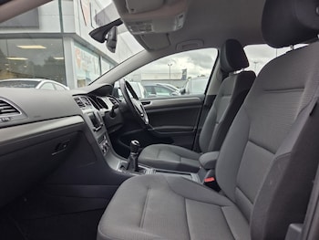 Used Volkswagen Golf 2016 for sale - 78775631: Photo