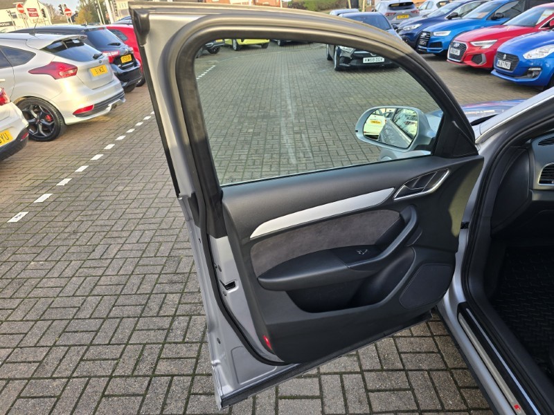 Used Audi Q3 2016 for sale - 76981567: Photo 27