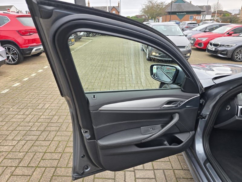 Used BMW 5 Series 2018 for sale - 76982036: Photo 24