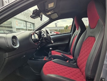 Used Toyota Aygo X 2023 for sale - 79417301: Photo