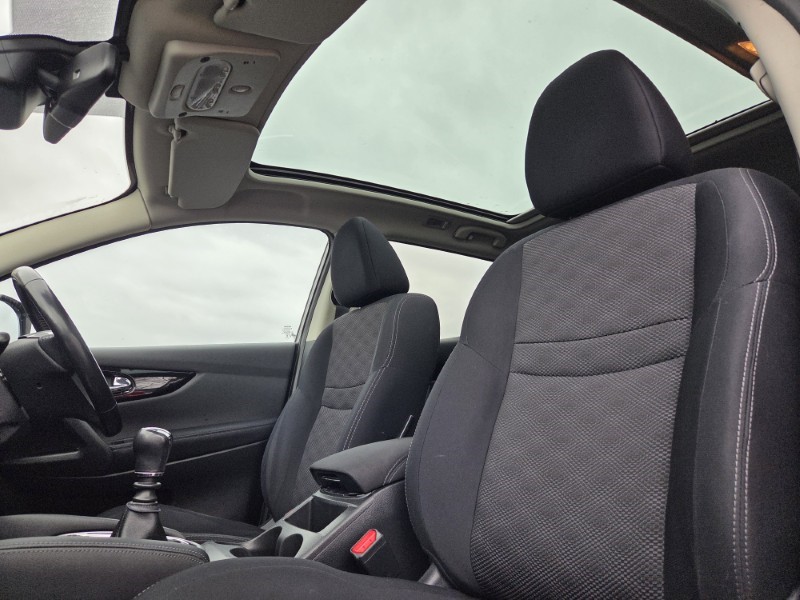 Used Nissan Qashqai 2017 for sale - 78133671: Photo 15