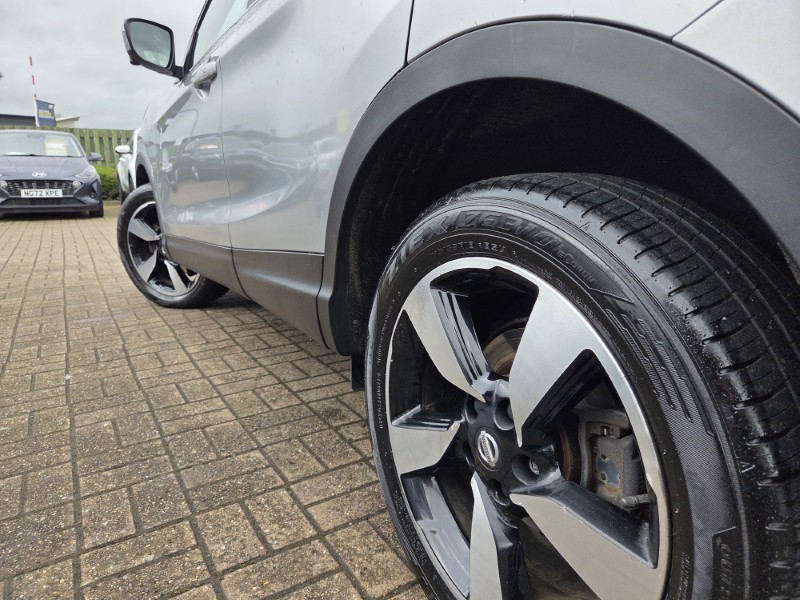 Used Nissan Qashqai 2017 for sale - 78133671: Photo 41