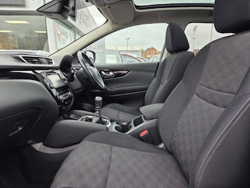 Used Nissan Qashqai 2017 for sale - 78133671: Photo